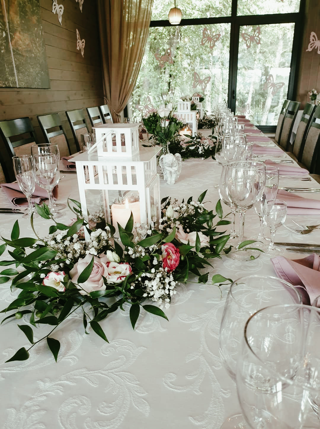 Švenčių Planavimas su Dekoravimu